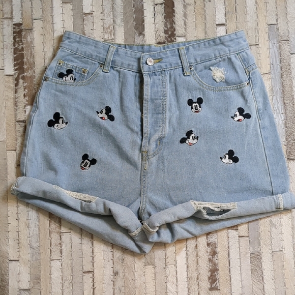 Disney Pants - Disney Mickey Mouse Women's Size XXL Light Embroidered Denim Shorts